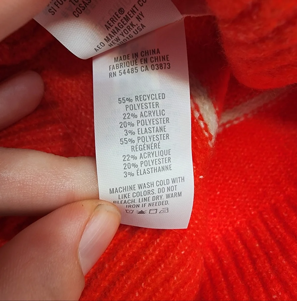 Aerie Red Striped‎ Beanie Nwt One Size